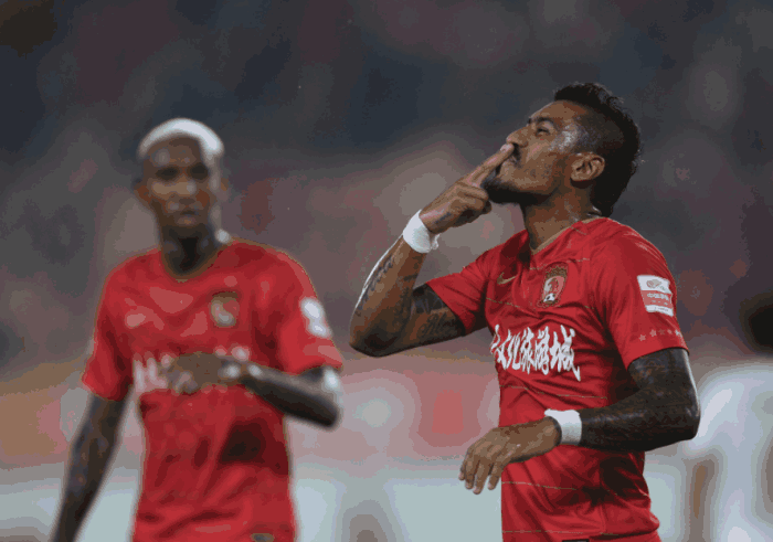  尤文青训小将梅开二度抢镜  