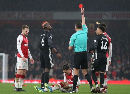  曼城德比战红牌改写局势  